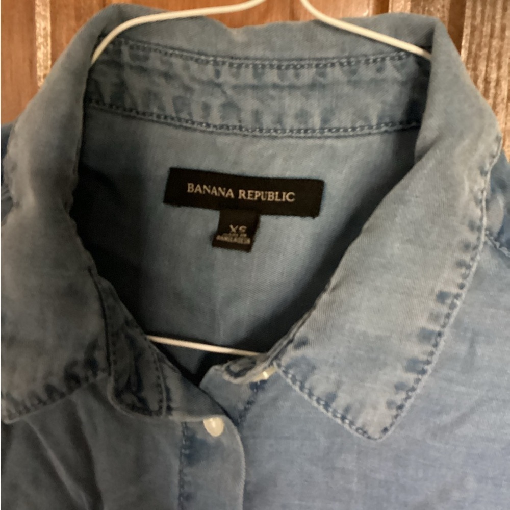 Banana Republic Blue Denim Shirt - Picture 3 of 3